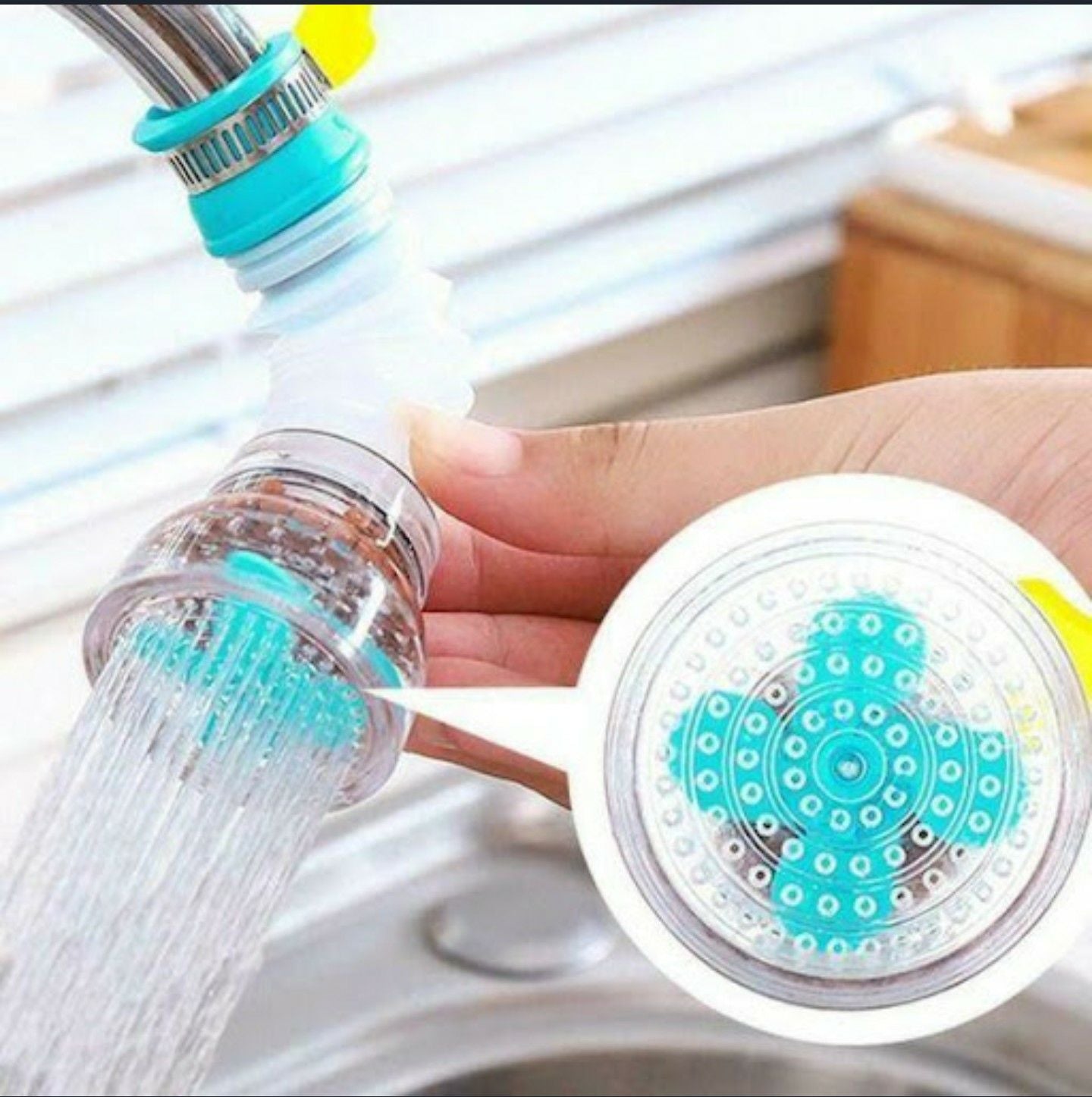 Flexible 360° Fan Faucet – Clip-on, splash-free & filtered flow